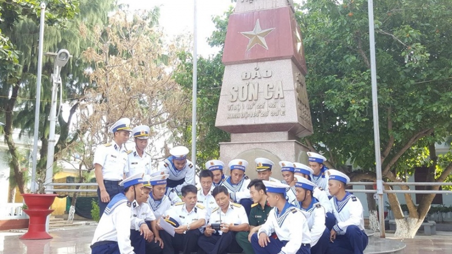 Đài Tiếng nói Việt Nam là bạn của những người lính biển